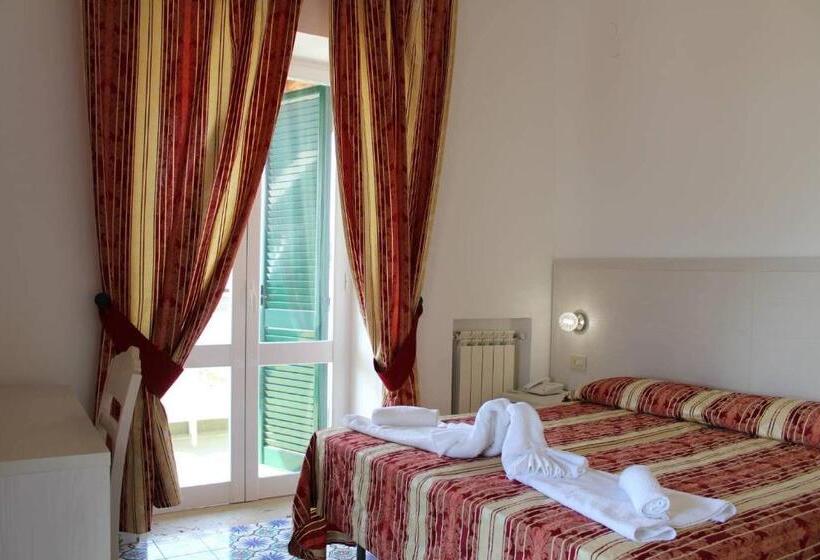 스탠다드 트리플 룸, Al Bosco