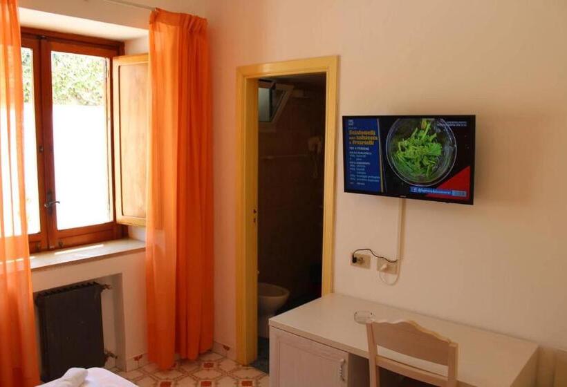 이코노미 룸, Al Bosco