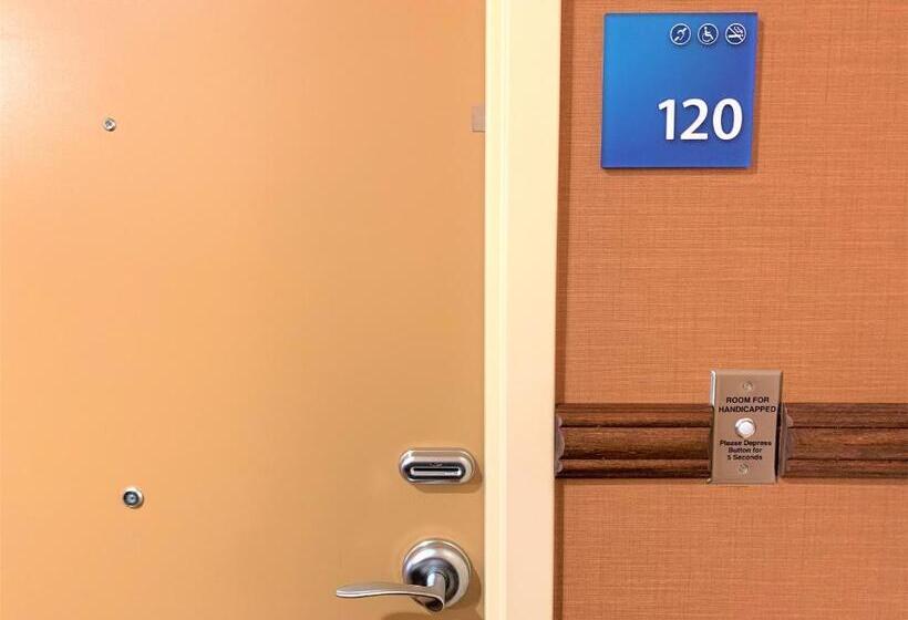 Номер Стандарт Кровать Кинг Адаптированный для Инвалидов, Holiday Inn Express Fresno Northwest   Herndon, An Ihg