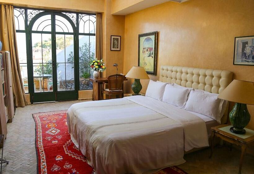 سوییت, La Maison De Tanger