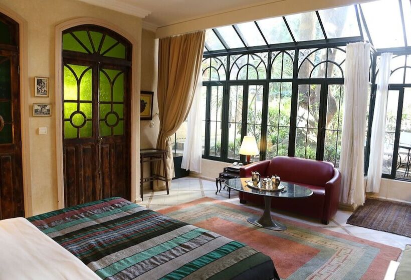 سوییت, La Maison De Tanger