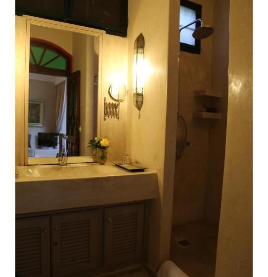 سوییت, La Maison De Tanger