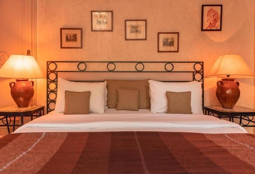 سوییت, La Maison De Tanger