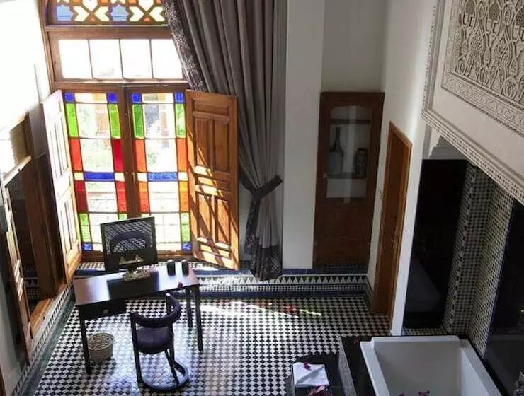سوییت, Palais Amani