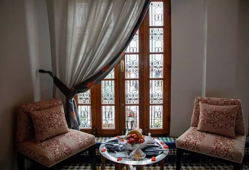 سوییت جونیور, Palais Amani