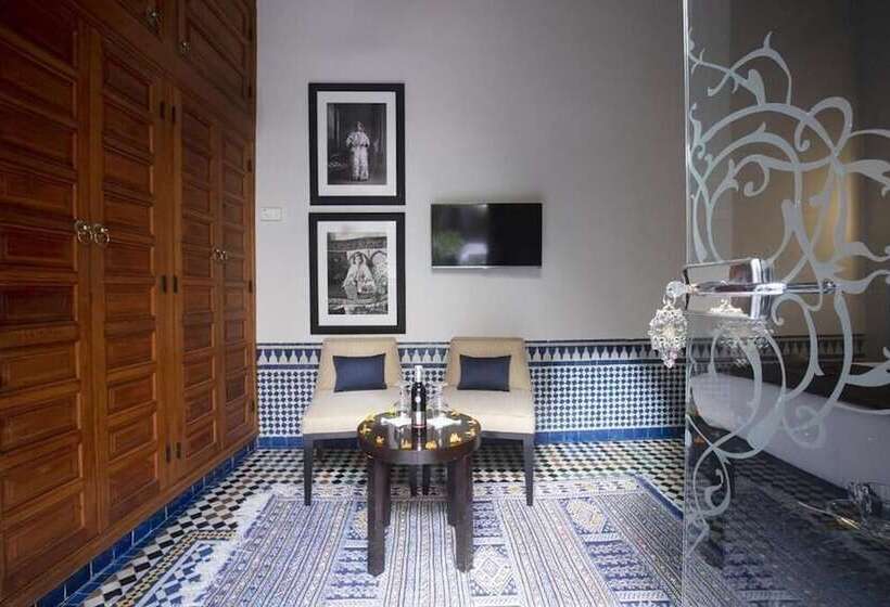 디럭스 룸, Palais Amani