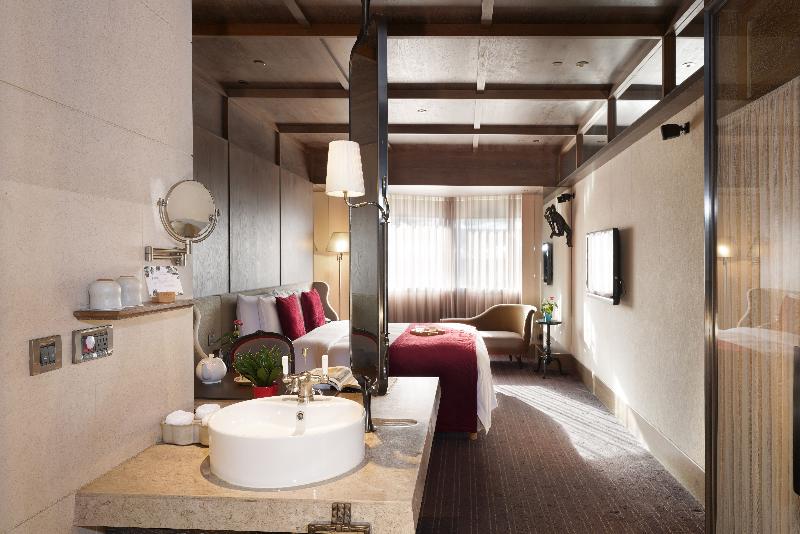 اتاق لوکس, Palais De Chine