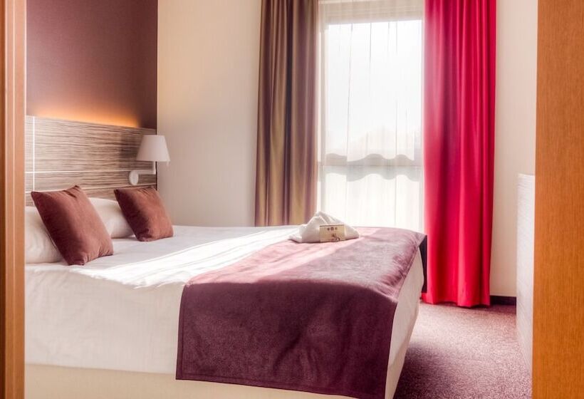 חדר סטנדרט, Restaurant Horizon Ath Lessines