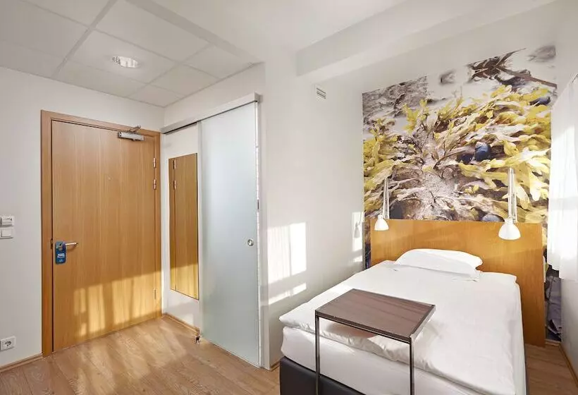 اتاق استاندارد یک نفره, Reykjavik Marina   Berjaya Iceland Hotels
