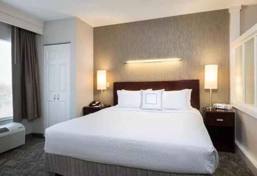 キングサイズベッドのスイートルーム, Springhill Suites Indianapolis Fishers