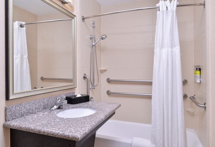 Люкс, Staybridge Suites Oklahoma City Airport By Ihg