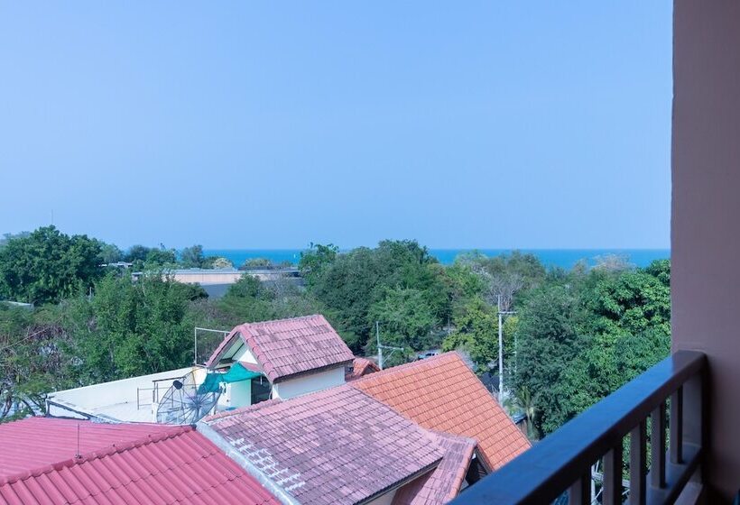 スーペリアールーム, Thipurai Beach