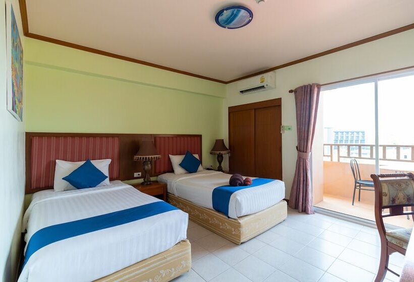 スタンダードルーム, Thipurai Beach