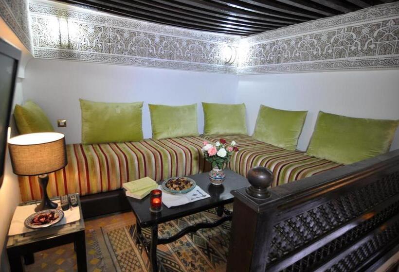 سوییت, Riad Adarissa