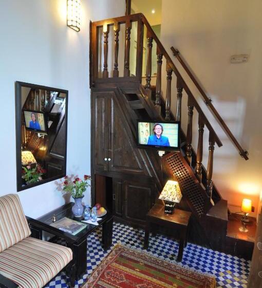 标准间, Riad Adarissa