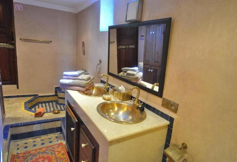 标准间, Riad Adarissa