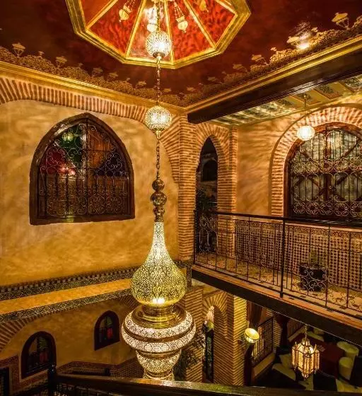 اتاق لوکس, Riad Mabrouk