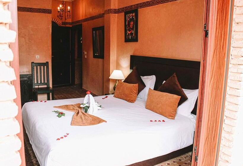 Quarto Deluxe com Balcão, Riad Mabrouk