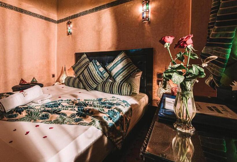 اتاق لوکس, Riad Mabrouk