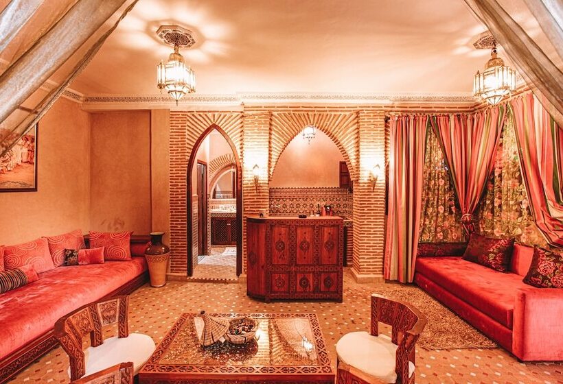 Suite Presidencial, Riad Mabrouk