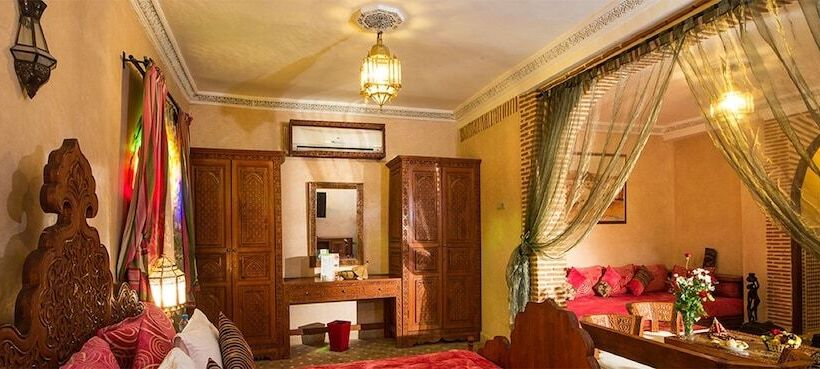 Suite Presidencial, Riad Mabrouk
