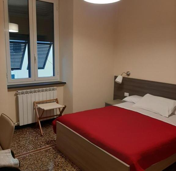 Aile Stüdyosu, Albergo Locanda Diana