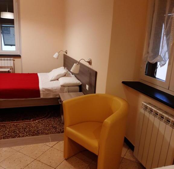 Aile Stüdyosu, Albergo Locanda Diana