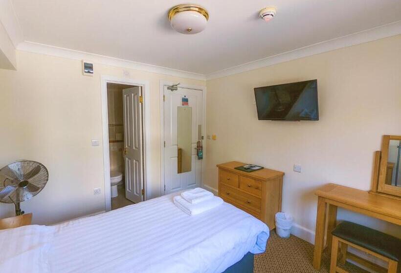 غرفة قياسية فردية, The Grove