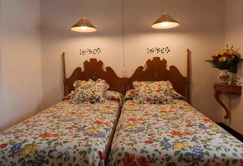 Talo 1 Makuuhuone, Casa Sastre Segui