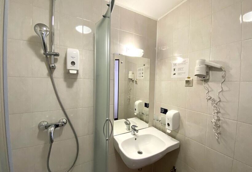 اتاق کلاس بیزنس, Amaks City