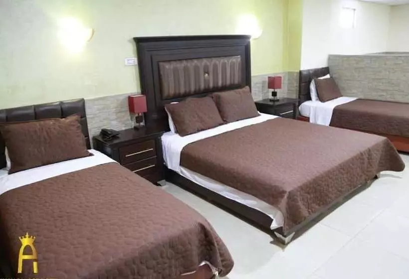 اتاق استاندارد چهار تخته, Amman Palace
