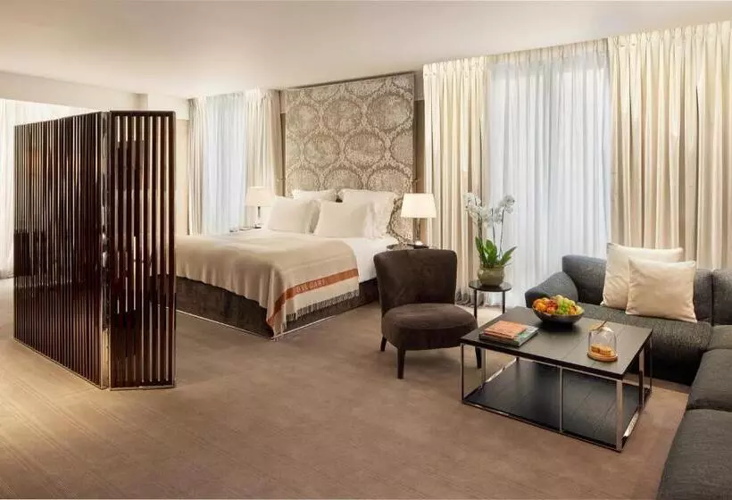 Standard Studio, Bulgari Hotel London