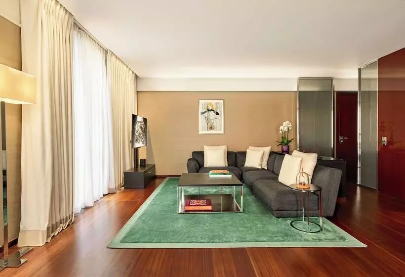 Suite, Bulgari Hotel London