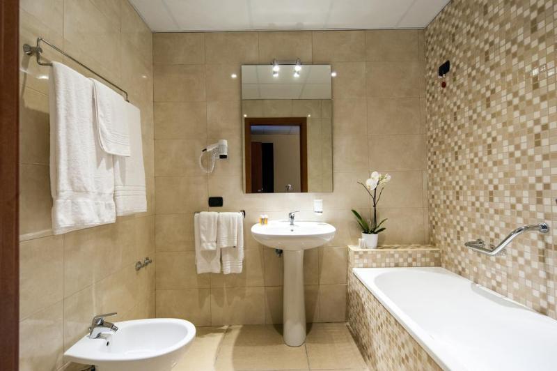 Номер Deluxe, Bulgari Hotel London