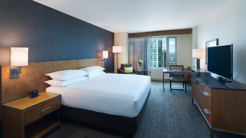 キングサイズベッドのスタンダードルーム, Hyatt Regency Denver At Colorado Convention Center