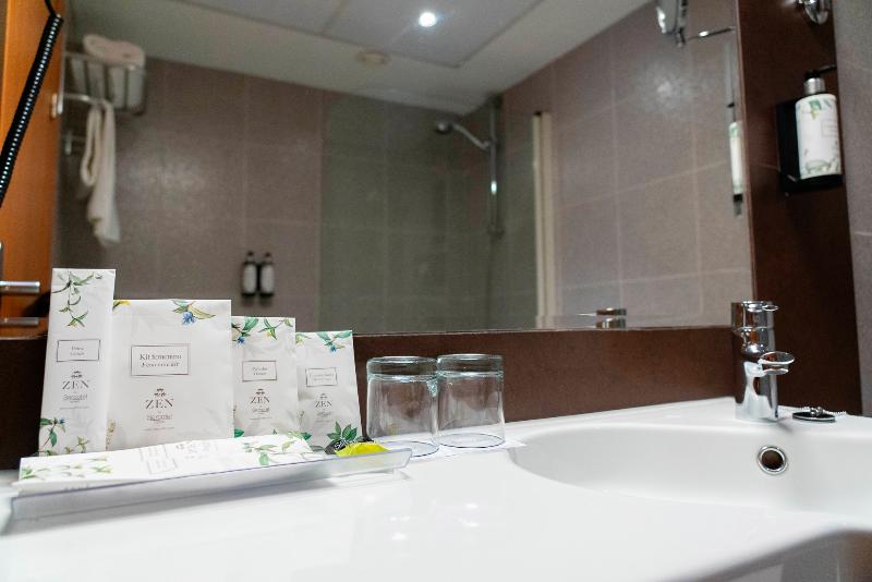 غرفة قياسية, go2 lancaster centre