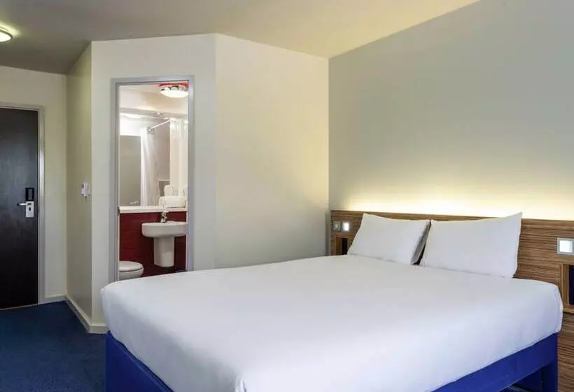 Standard-huone, go2 lancaster centre