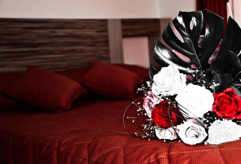 اتاق استاندارد, Marble Tower