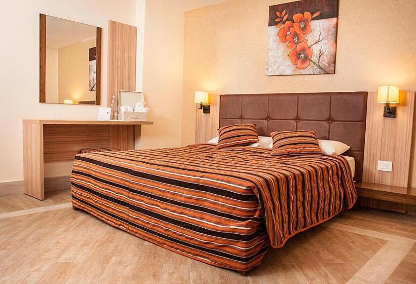 سوییت, Marble Tower