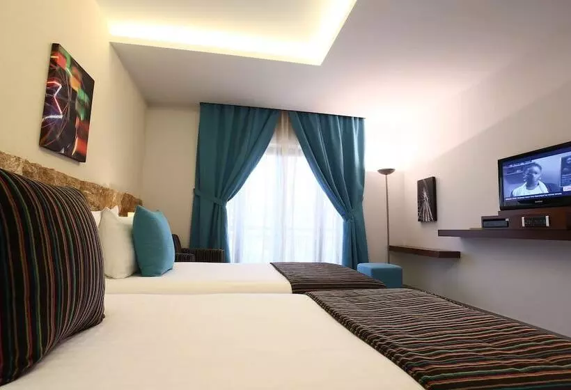 سوئیت پریمیوم, Monoberge Byblos