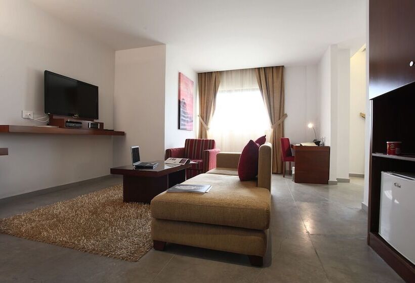 سوئیت پریمیوم, Monoberge Byblos