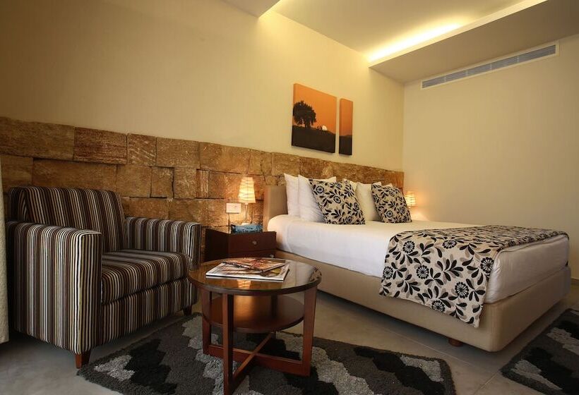 اتاق اجرایی, Monoberge Byblos