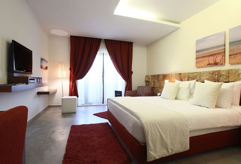 اتاق اجرایی یک تخته, Monoberge Byblos