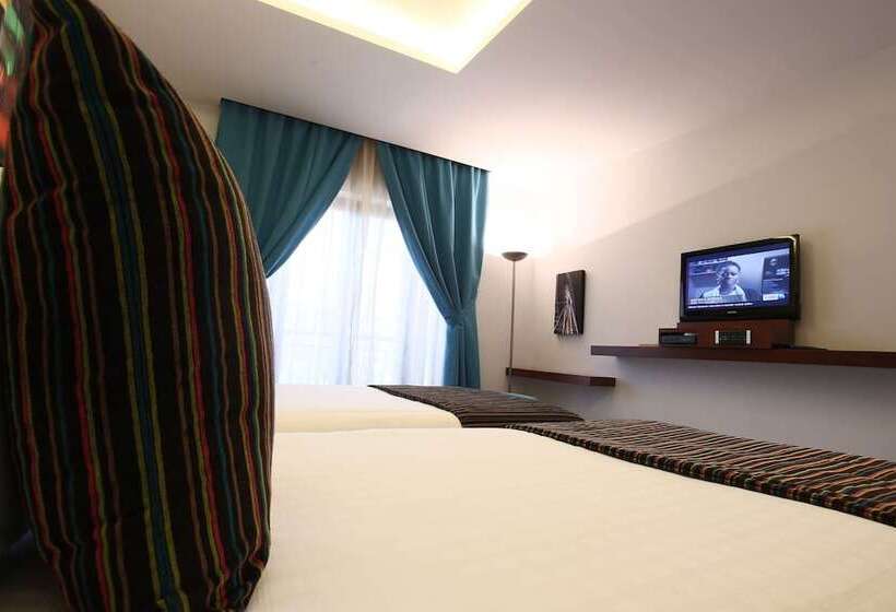 اتاق اجرایی یک تخته, Monoberge Byblos