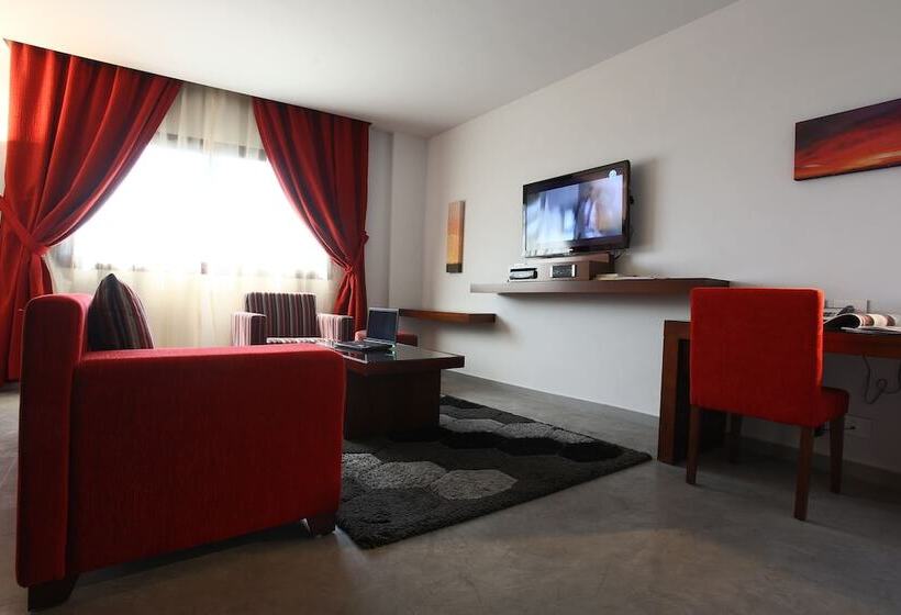 سوئیت پریمیوم, Monoberge Byblos