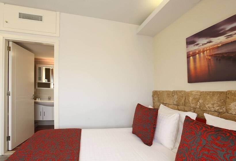 سوئیت پریمیوم, Monoberge Byblos