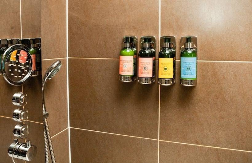 스탠다드 룸, Nira Caledonia