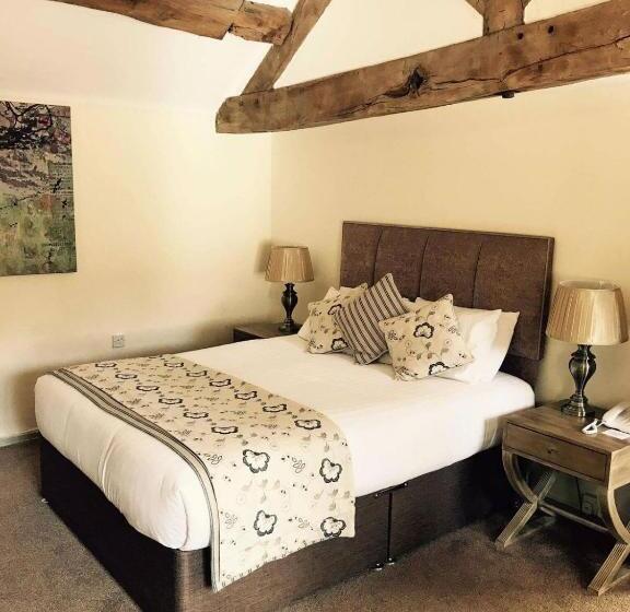 غرفة عائلية, Slaters Country Inn