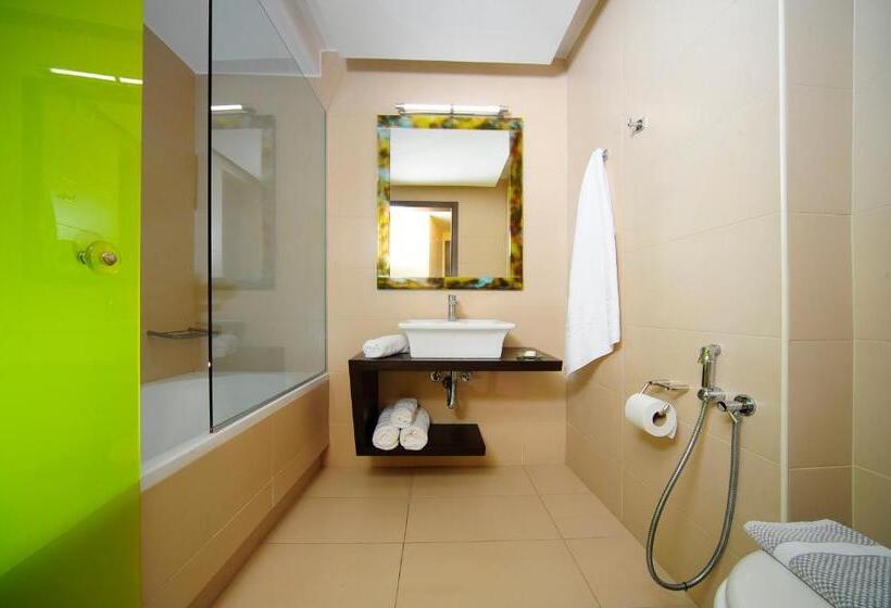 סטודיו סטנדרט עם נוף צדדי לים, Steris Elegant Beach Hotel & Apartments