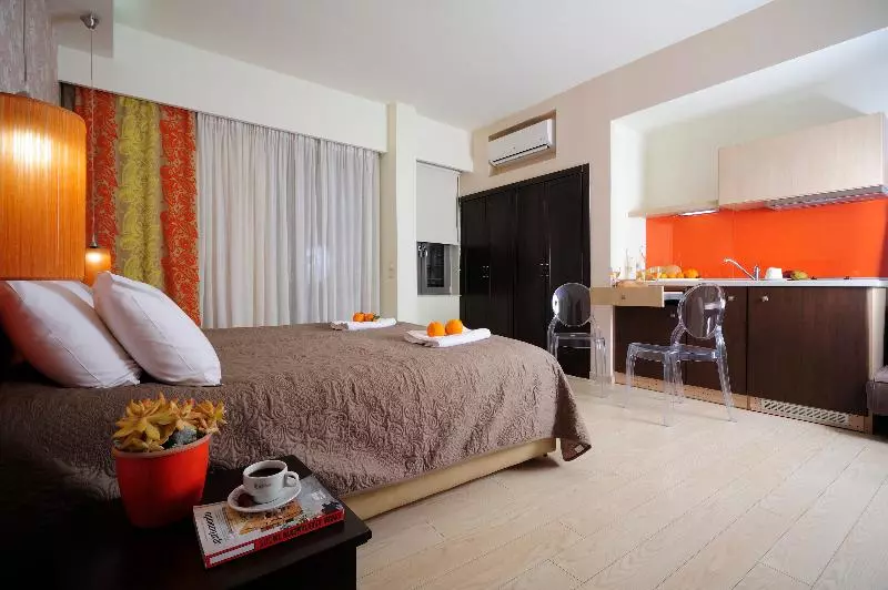 スタンダードスタジオ, Steris Elegant Beach Hotel & Apartments